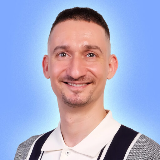 Boris Dzhingarov, Founder and CEO of ESBO Ltd. and member of the CMO Think Tank, sharing expertise on marketing on the Senior Executive Media site.
